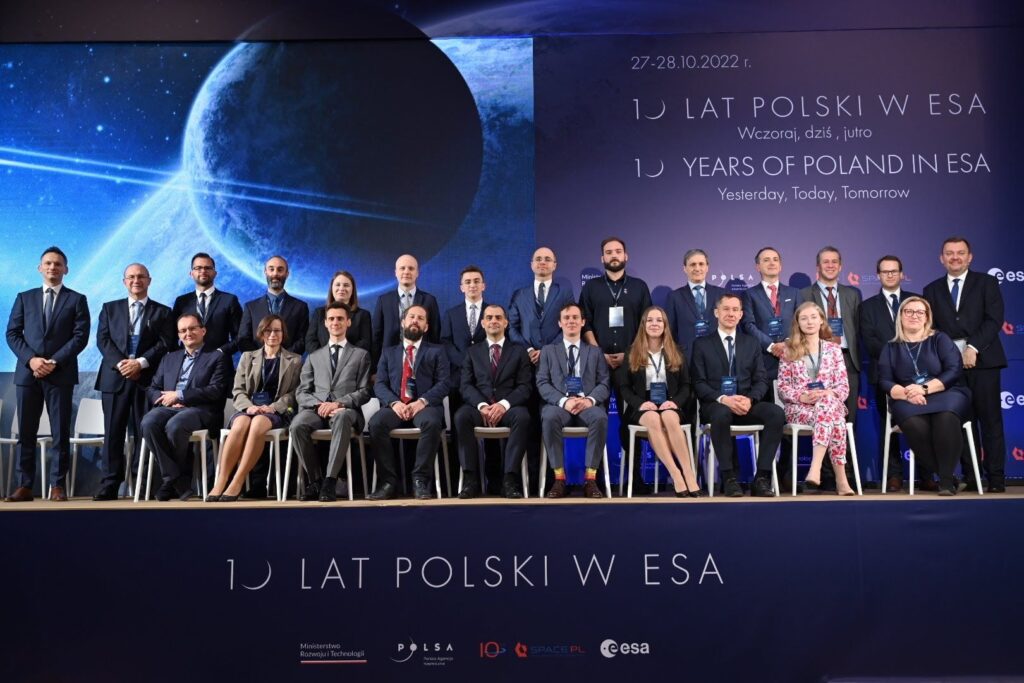 Group photo at 10 years of Poland in ESA conference.